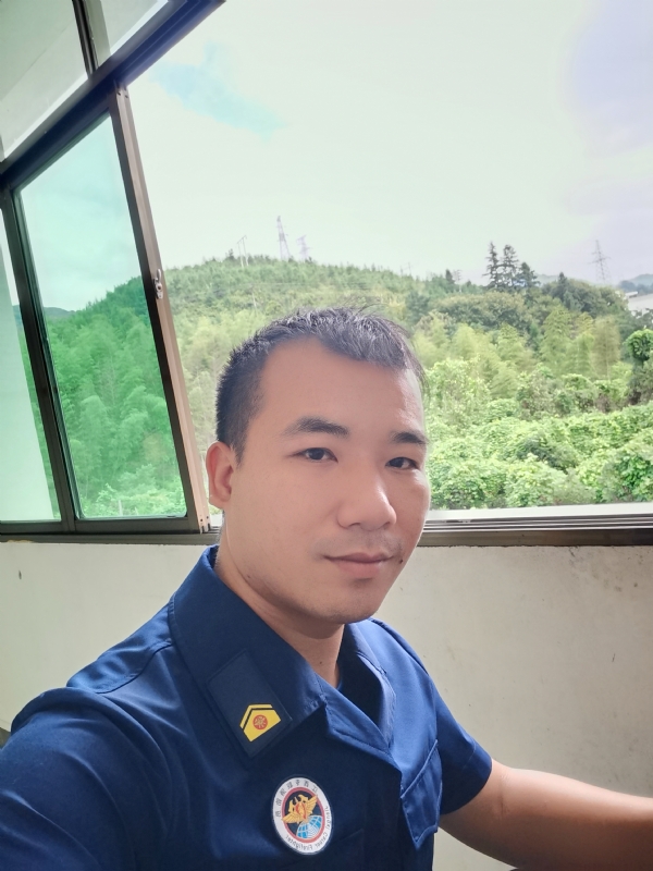 期待未来的第一张照片--华安相亲网