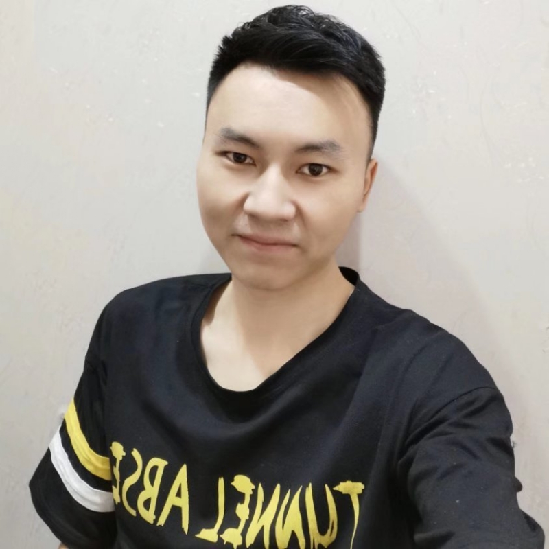 大男孩的第一张照片--华安相亲网