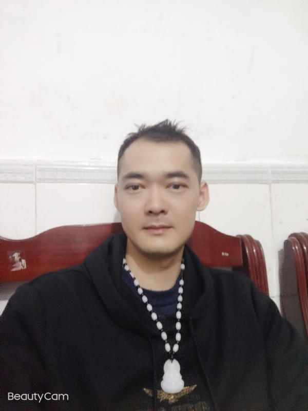 快乐的等待的第一张照片--华安相亲网
