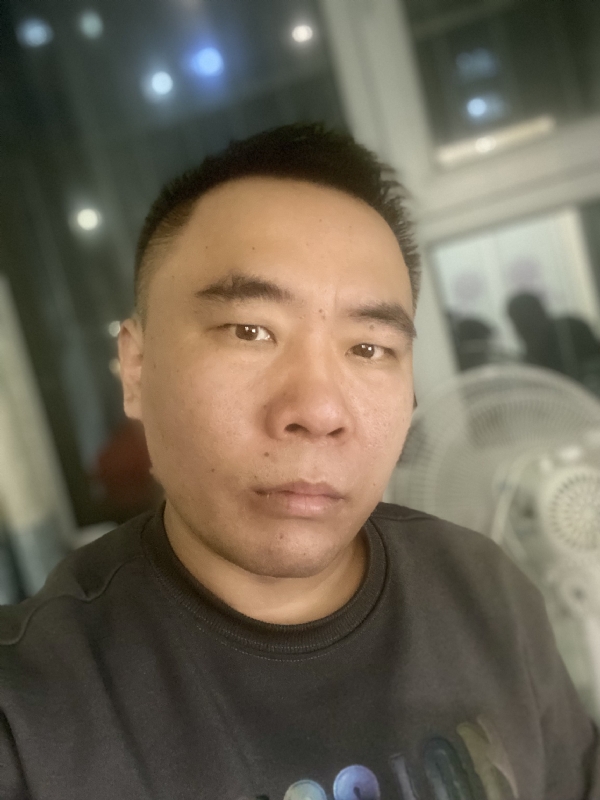 云的第三张照片--华安相亲网