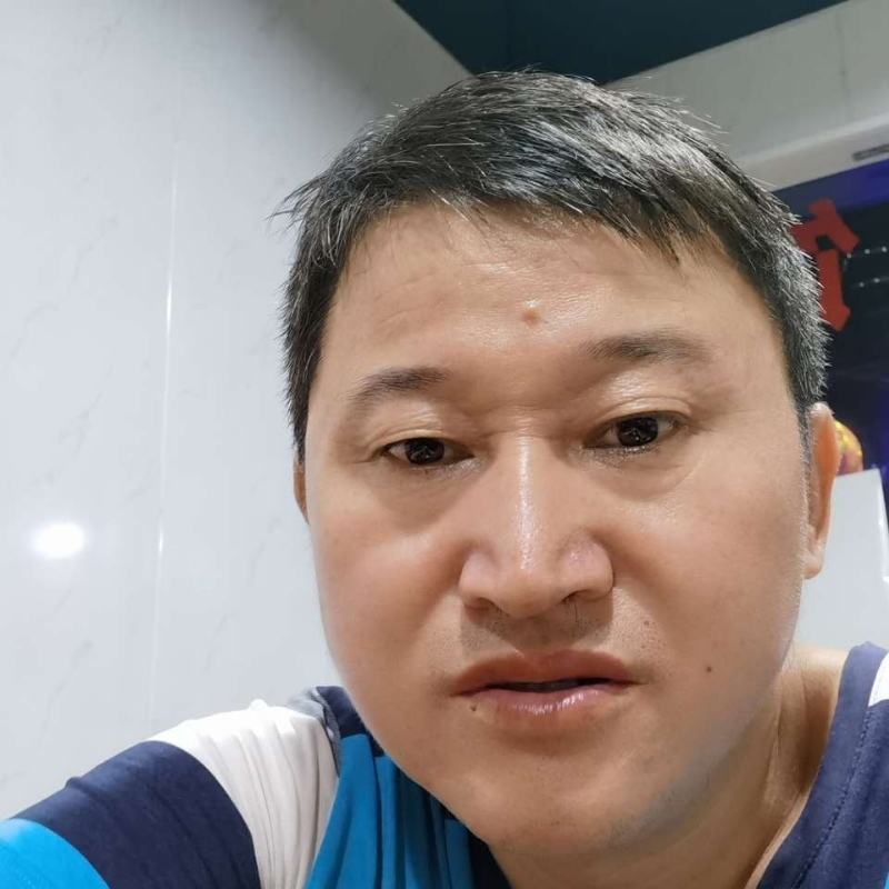 宏宏的第一张照片--华安相亲网
