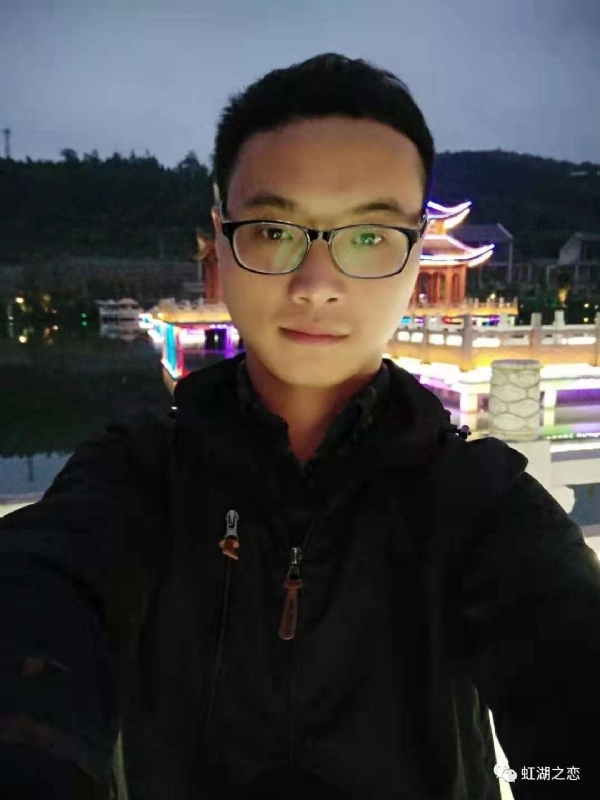李逍遥的第一张照片--华安相亲网