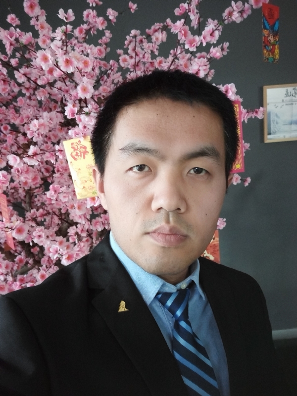 我就是个翻译的第一张照片--华安相亲网