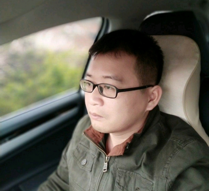 海风吹动你的心的第一张照片--华安相亲网