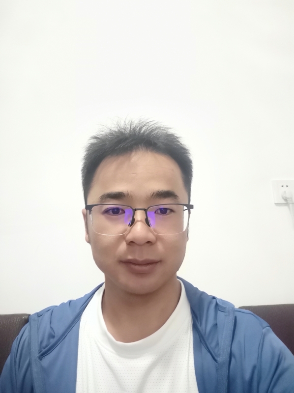 转身的第一张照片--华安相亲网
