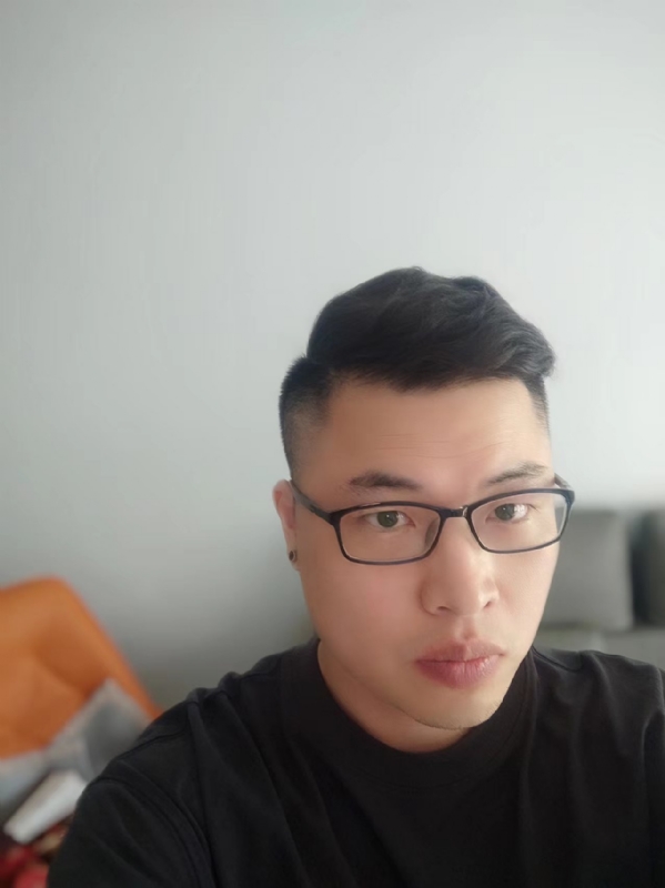 Vincent的第一张照片--华安相亲网