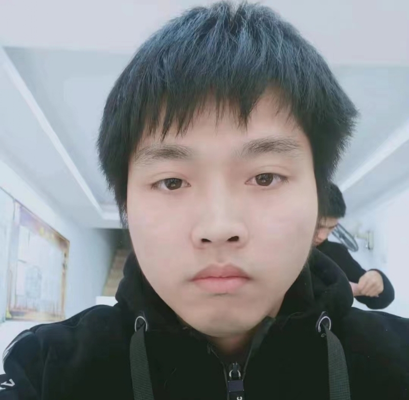 无奋斗不清春的第一张照片--华安相亲网