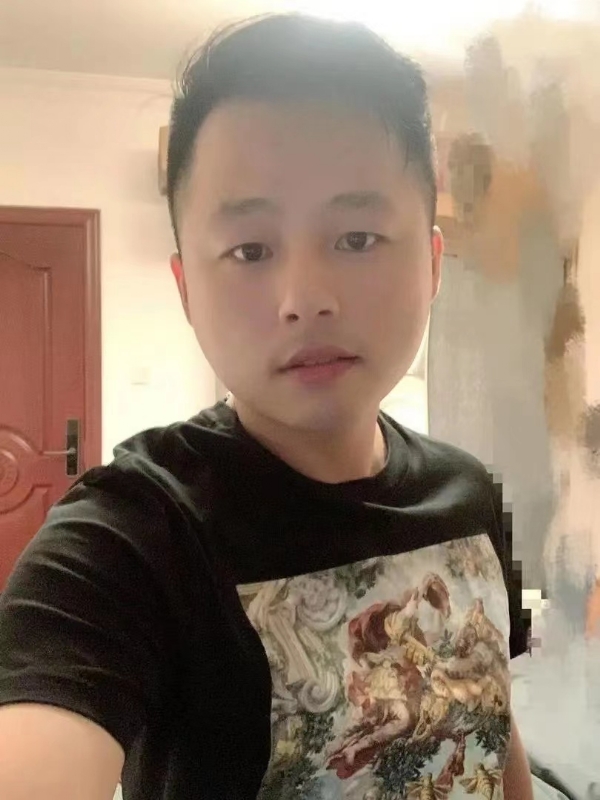 追风少年的第一张照片--华安相亲网