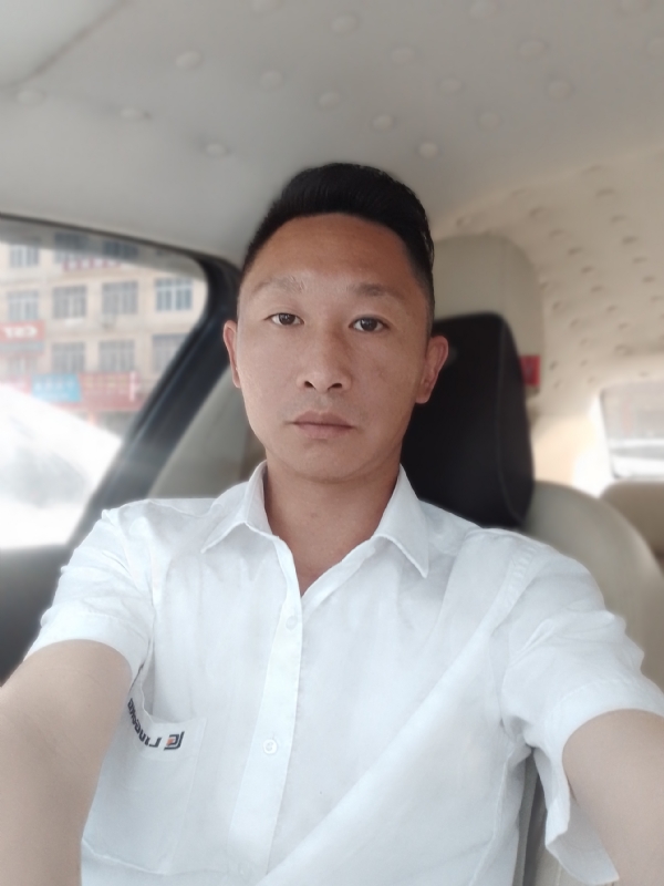 其实都没有的第一张照片--华安相亲网