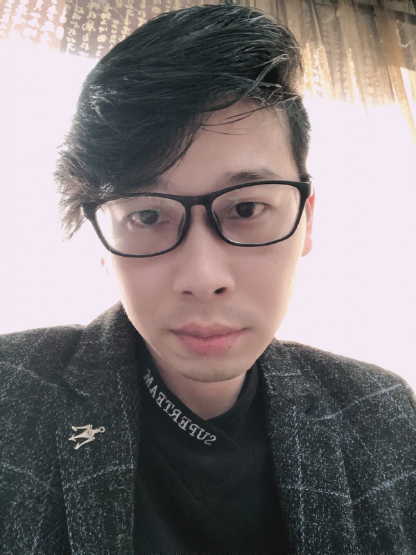 在等一个人的第一张照片--华安相亲网