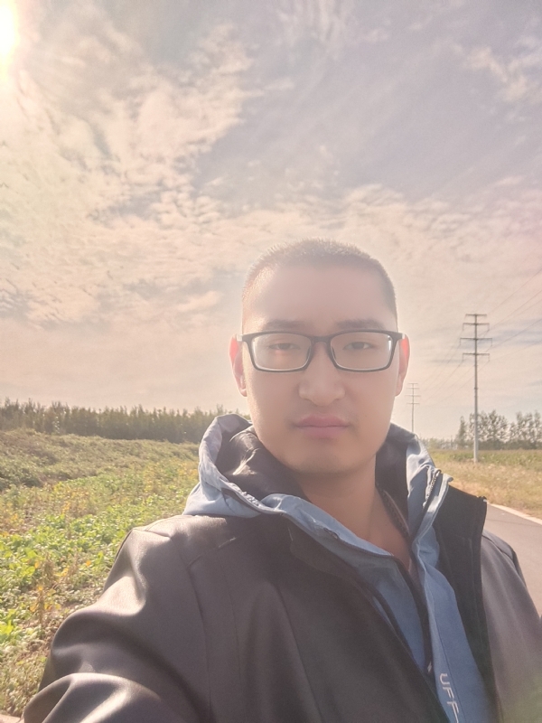 温暖胸膛的第一张照片--华安相亲网