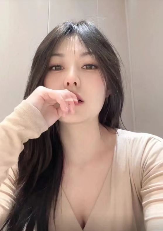 勾人心魂大美人的第一张照片--华安相亲网