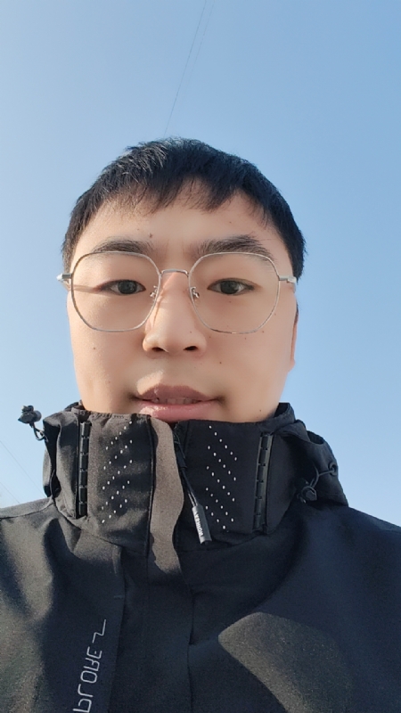 默许的第一张照片--华安相亲网