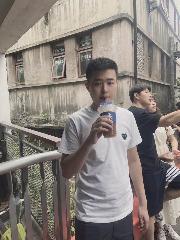尚龙的第二张照片--华安相亲网