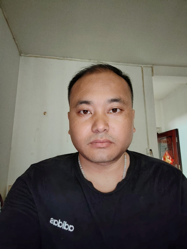 小蒋的第一张照片--华安相亲网