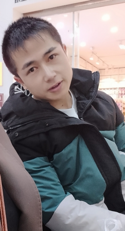 不骄不躁的第一张照片--华安相亲网