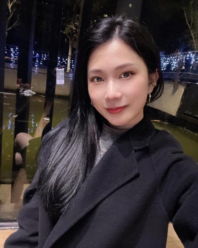 欣欣向荣的第一张照片--华安相亲网