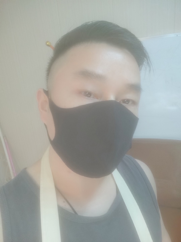Poluk秦的第二张照片--华安相亲网