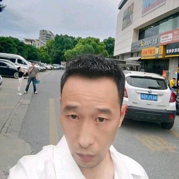 小林的第一张照片--华安相亲网