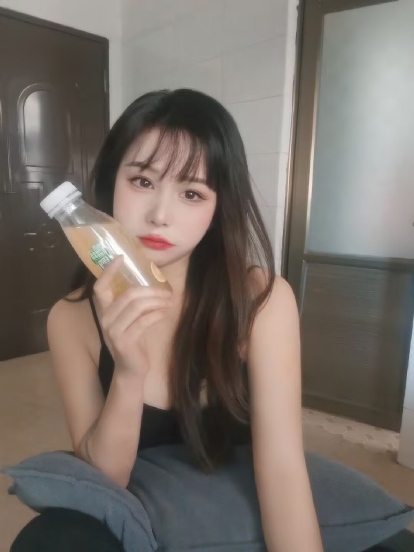 小巨人的第一张照片--华安相亲网