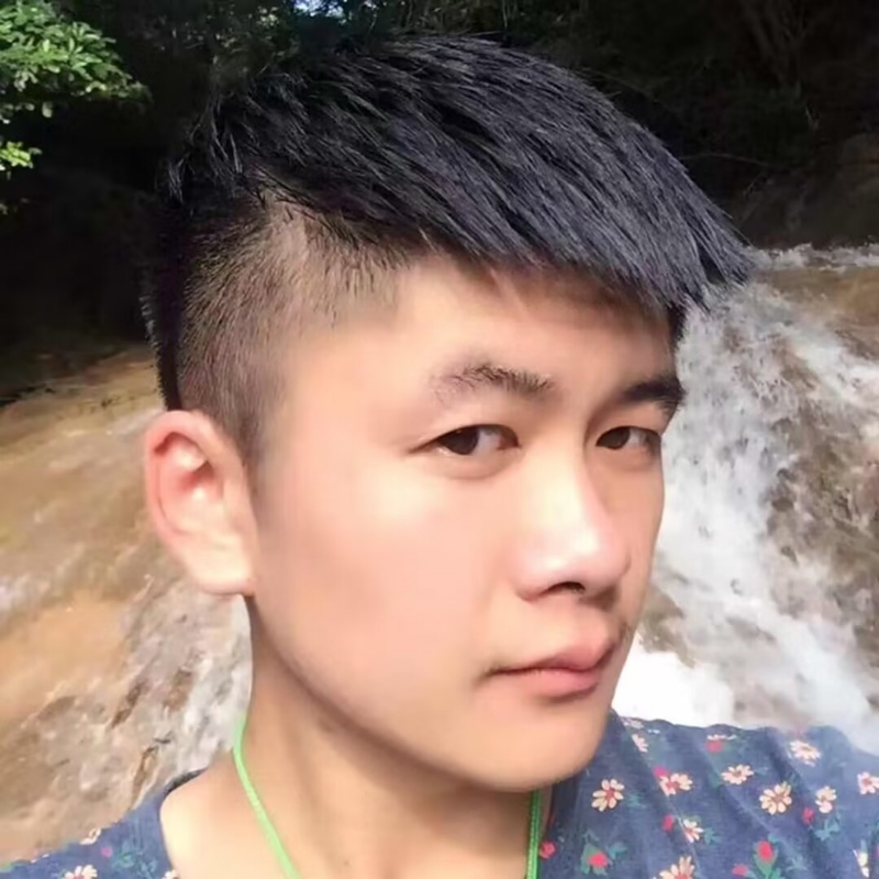 微笑的第一张照片--华安相亲网