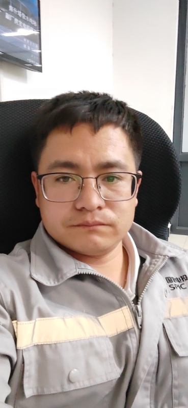 苏先生的第三张照片--华安相亲网