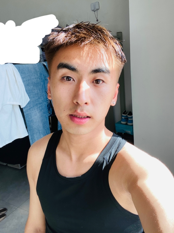 小克的第一张照片--华安相亲网
