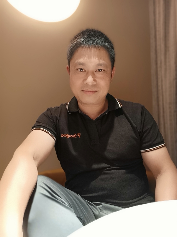 影子的第一张照片--华安相亲网